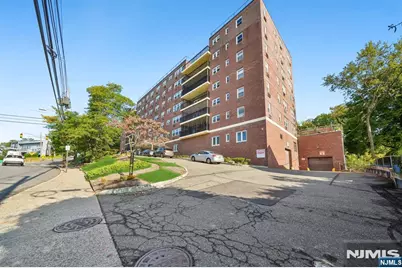 415 Claremont Avenue 1G #1G, Montclair, NJ 07042 - Photo 35