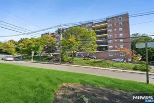 415 Claremont Ave 1G, Montclair, NJ 07042 - Photo 1