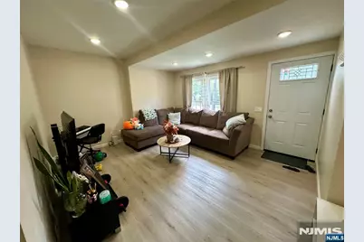 18 Brinkerhoff Street 1st Floor #1st Floor, Ridgefield Park, NJ 07660 - Photo 3