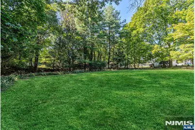 32 Mulder Lane, Midland Park, NJ 07432 - Photo 31