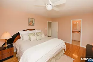 16-35 Raymond St, Fair Lawn, NJ 07410 - Photo 15