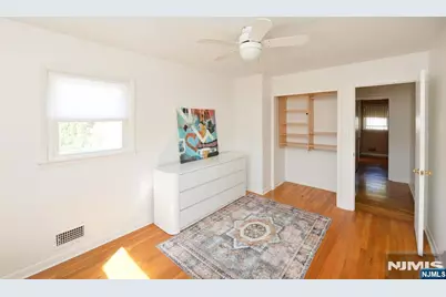 16-35 Raymond Street, Fair Lawn, NJ 07410 - Photo 19