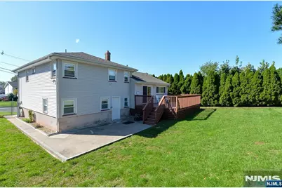 16-35 Raymond Street, Fair Lawn, NJ 07410 - Photo 23