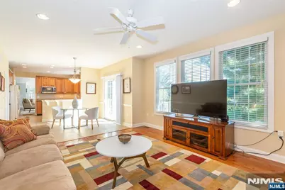 59 Quarry Drive 4206 #4206, Woodland Park, NJ 07424 - Photo 9
