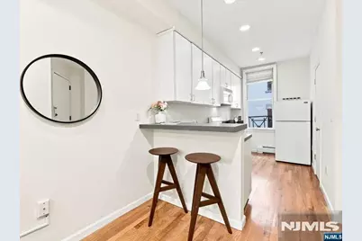358 3rd Street 3L #3L, Hoboken, NJ 07030 - Photo 3