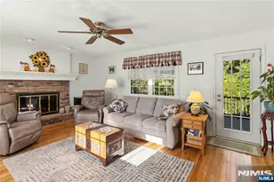 27 Salem Dr, Hanover Township, NJ 07981 - Photo 9