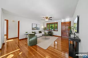 696 1st St, Secaucus, NJ 07094 - Photo 7