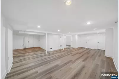 696 1st Street, Secaucus, NJ 07094 - Photo 27