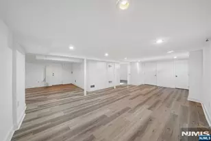 696 1st St, Secaucus, NJ 07094 - Photo 27