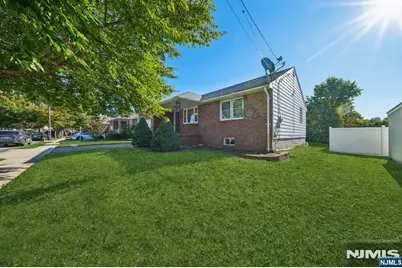 696 1st Street, Secaucus, NJ 07094 - Photo 37