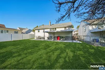 696 1st Street, Secaucus, NJ 07094 - Photo 41