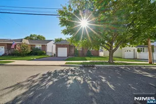 696 1st St, Secaucus, NJ 07094 - Photo 3