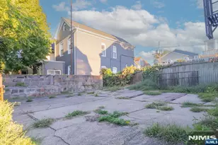148 Palisade Ave, Garfield, NJ 07026 - Photo 29