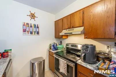 9 Montgomery A1 #A1, Belleville, NJ 07109 - Photo 5