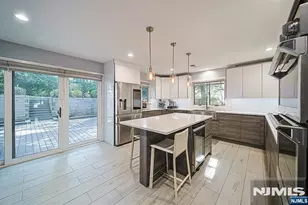 570 Grandview Terrace, Leonia, NJ 07605 - Photo 9