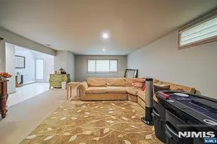 570 Grandview Terrace, Leonia, NJ 07605 - Photo 17