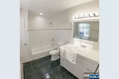 71 Gordon Street, Ridgefield Park, NJ 07660 - Photo 13