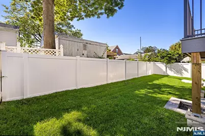 384 Lincoln Avenue, Cliffside Park, NJ 07010 - Photo 31