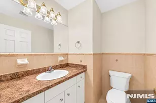 393 Washington Ave B, Cliffside Park, NJ 07010 - Photo 5
