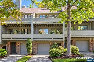 92 Meadowview Ct, Leonia, NJ 07605 - Photo 1