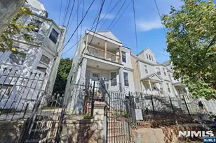 471 14th St, Newark, NJ 07103 - Photo 1