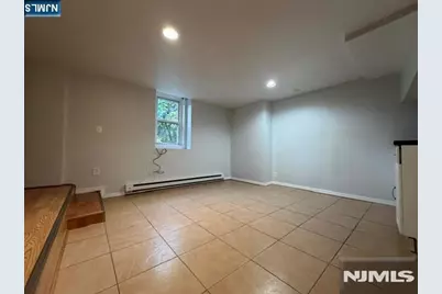314 Grand Avenue 1F #1F, Leonia, NJ 07605 - Photo 15