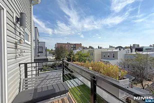 103 Thorne Street 2, Jersey City, NJ 07307 - Photo 37