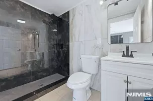 428 Peshine Ave, Newark, NJ 07112 - Photo 23