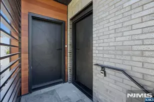 428 Peshine Ave, Newark, NJ 07112 - Photo 3