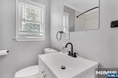 153 E Cherry Street A #A, Carteret, NJ 07008 - Photo 21