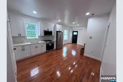 102 10th Street 1st Floor Fr #1st floor fr, Passaic, NJ 07055 - Photo 1