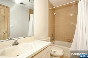 255 Westervelt Ln, Mahwah, NJ 07430 - Photo 25