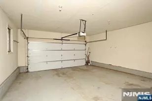 255 Westervelt Ln, Mahwah, NJ 07430 - Photo 27
