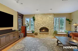17 Chandler Dr, Wayne, NJ 07470 - Photo 7