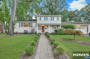 17 Chandler Dr, Wayne, NJ 07470 - Photo 29