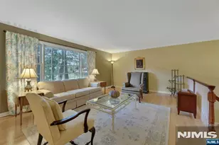 17 Chandler Dr, Wayne, NJ 07470 - Photo 17