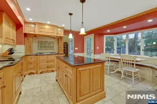 17 Chandler Dr, Wayne, NJ 07470 - Photo 5
