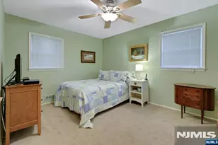 17 Chandler Dr, Wayne, NJ 07470 - Photo 21