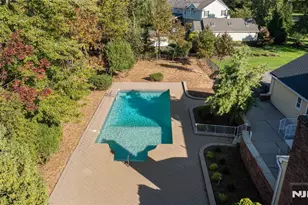 25 Paddock Rd, Ho Ho Kus, NJ 07423 - Photo 3