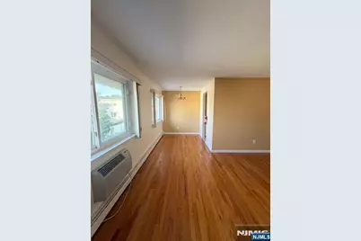 423 Walker Street C6 #C6, Fairview, NJ 07022 - Photo 5