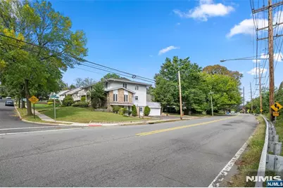 2 June Court, River Edge, NJ 07661 - Photo 3