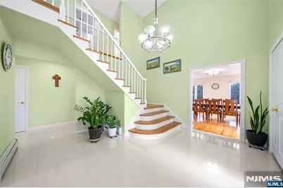 2 June Court, River Edge, NJ 07661 - Photo 3