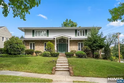 2 June Court, River Edge, NJ 07661 - Photo 1
