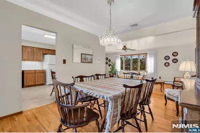68 Thanksgiving Lane, Clifton, NJ 07013 - Photo 23