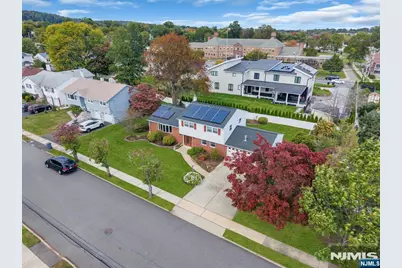 68 Thanksgiving Lane, Clifton, NJ 07013 - Photo 35