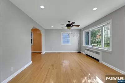 60 Linden Avenue, Dumont, NJ 07628 - Photo 7