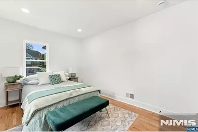 775 Chase Avenue, Lyndhurst Township, NJ 07071 - Photo 17