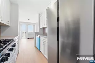 6600 Blvd East 15D, West New York, NJ 07093 - Photo 9