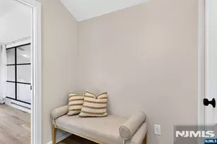 569 Windsor Dr, Palisades Park, NJ 07650 - Photo 23