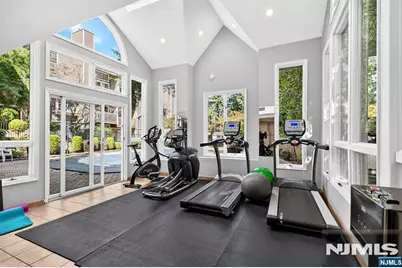 569 Windsor Drive, Palisades Park, NJ 07650 - Photo 31